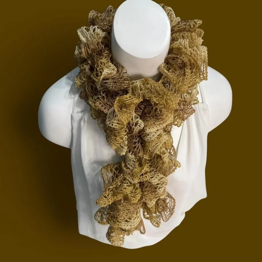 ✨‎ Handmade Ruffle Lace Scarf — 56